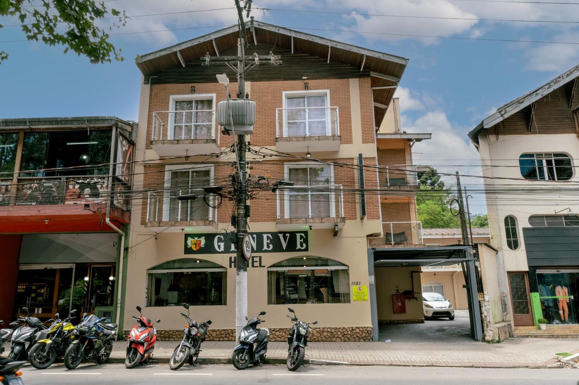 Hotel Geneve - 2Km Do Capivari Campos do Jordao Exterior photo
